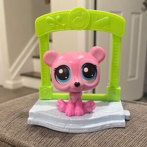 2015 Littlest Pet Shop McDonald’s Toy      kids boys girls happy meal toys